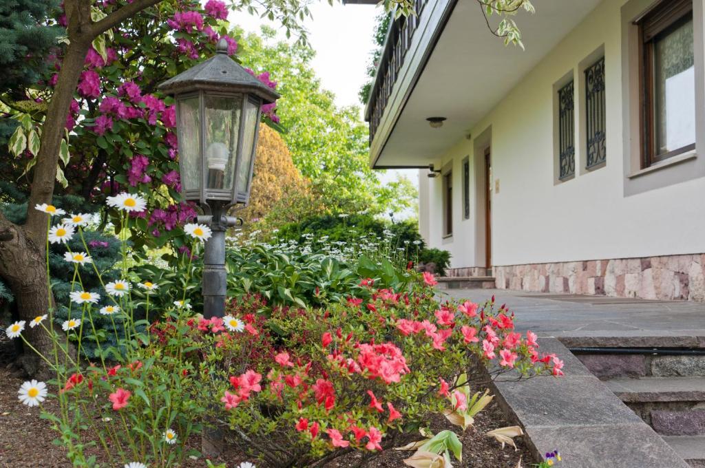 Haus Christl Bed and Breakfast Lana Exteriör bild
